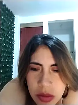 Camila latina 0 online show from 09-22-25, 04:07