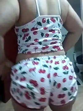 Snapshot of Camila_latina_0 chatting on 10-28-25, 07:13 Camila latina 0 online show from 10-28-25, 07:13