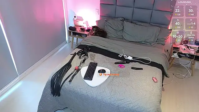 novafet online show from 02-22-26, 08:54