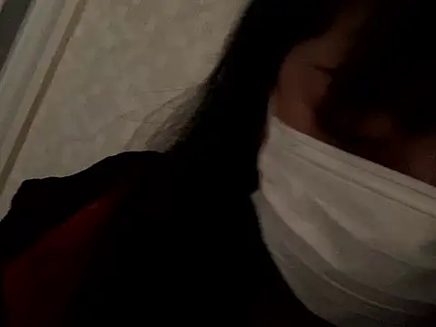 Snapshot of cantama_pero chatting on 09-29-25, 10:48 cantama pero online show from 09-29-25, 10:48