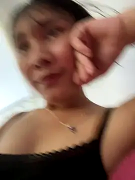 Almond-cute online show from 09-20-25, 07:46
