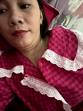 Almond-cute online show from 10-22-25, 12:59