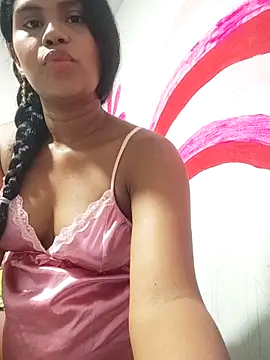 Snapshot of julietta1453 chatting on 02-14-26, 04:13 julietta1453 online show from 02-14-26, 04:13