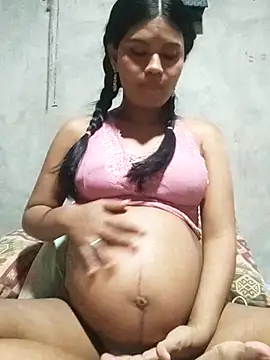 Snapshot of julietta1453 chatting on 12-20-25, 12:24 julietta1453 online show from 12-20-25, 12:24