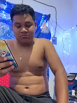 Snapshot of Danimiles chatting on 02-05-26, 05:47 Danimiles online show from 02-05-26, 05:47