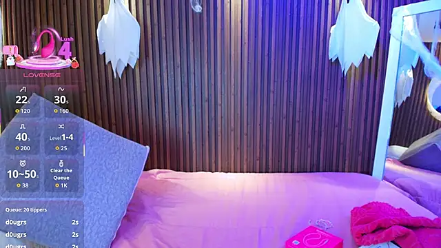 AlanaWalker9 online show from 10-23-25, 03:38