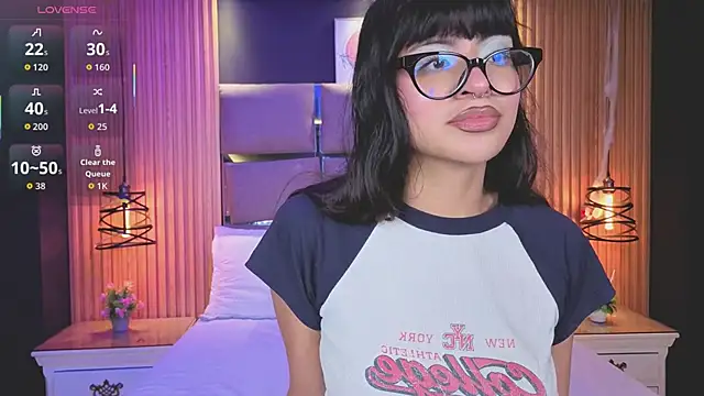 AlanaWalker9 online show from 02-19-26, 03:47