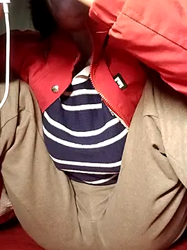 Ella3838 online show from 12-17-25, 01:21