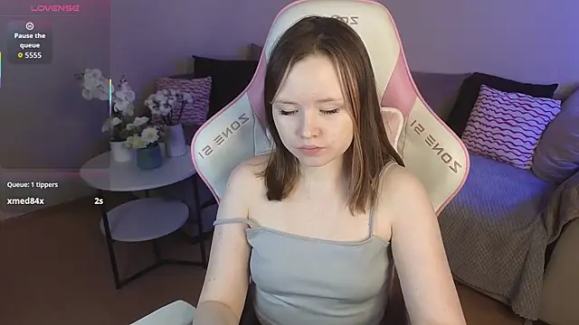 Snapshot of Sweetie_Hope chatting on 01-16-26, 04:44 Sweetie Hope online show from 01-16-26, 04:44