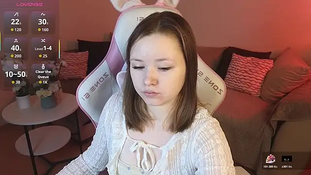 Snapshot of Sweetie_Hope chatting on 01-17-26, 04:32 Sweetie Hope online show from 01-17-26, 04:32