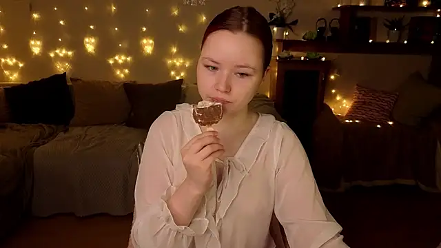 Snapshot of Sweetie_Hope chatting on 07-19-26, 03:09 Sweetie Hope online show from 07-19-26, 03:09