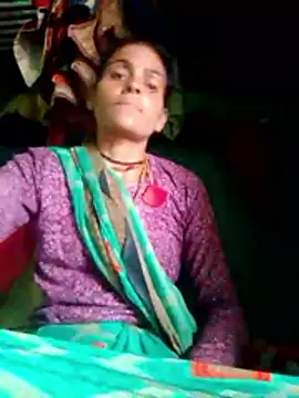 Snapshot of H_seema chatting on 02-19-26, 10:34 H seema online show from 02-19-26, 10:34