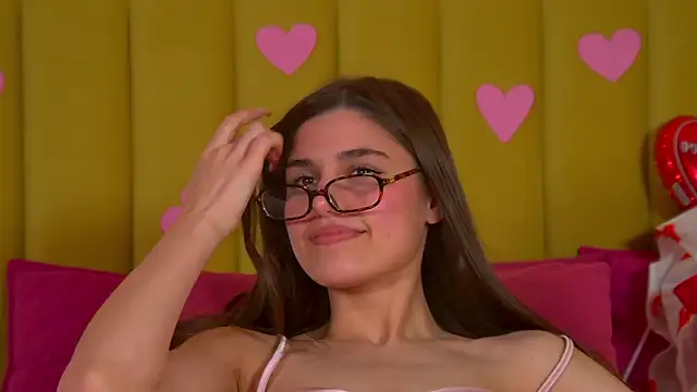 Snapshot of ArianaAllens chatting on 02-13-26, 07:14 ArianaAllens online show from 02-13-26, 07:14