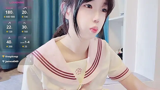 Snapshot of TuTu0066 chatting on 06-14-26, 02:29 TuTu0066 online show from 06-14-26, 02:29