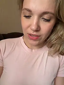 Snapshot of AlisaMyers chatting on 07-10-26, 09:53 AlisaMyers online show from 07-10-26, 09:53