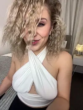 AlisaMyers online show from 12-21-25, 06:26