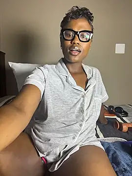 Moonzy77 online show from 01-09-26, 11:55