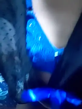 BunnyBloom25 online show from 11-13-25, 03:27