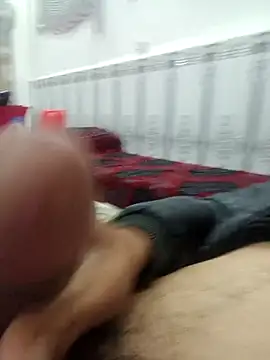 Snapshot of Ranehrabeh chatting on 10-29-25, 05:01 Ranehrabeh online show from 10-29-25, 05:01