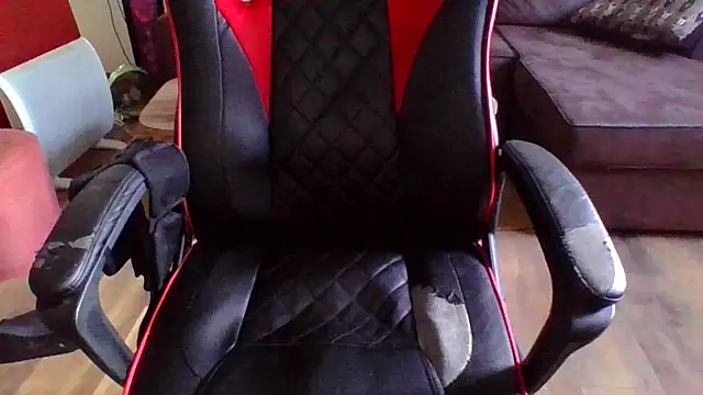 Snapshot of couple2612 chatting on 10-23-25, 09:19 couple2612 online show from 10-23-25, 09:19