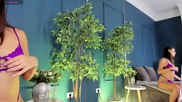 TifannyRay online show from 09-09-25, 05:28