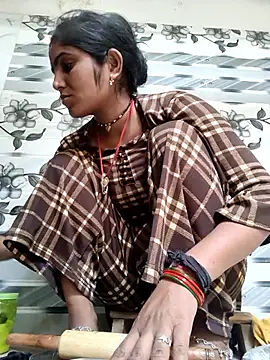 LUCKY cut online show from 04-06-26, 03:46