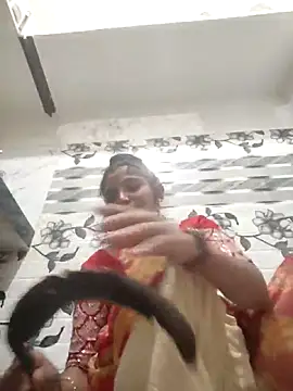 LUCKY cut online show from 04-23-26, 03:02