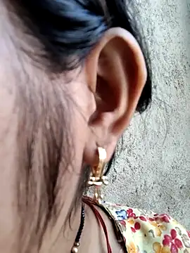 LUCKY cut online show from 04-13-26, 04:38