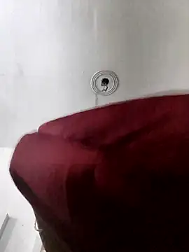 LUCKY cut online show from 04-26-26, 05:21