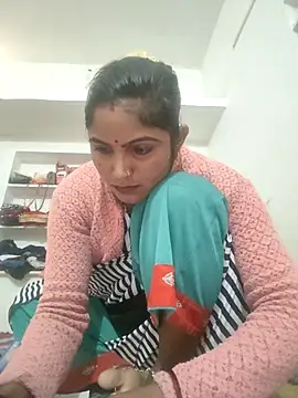 LUCKY cut online show from 02-12-26, 04:01