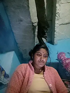 LUCKY cut online show from 11-18-25, 03:37