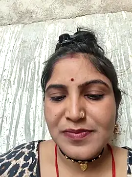 LUCKY cut online show from 04-20-26, 12:30