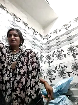 LUCKY cut online show from 03-26-26, 02:04