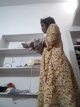 LUCKY cut online show from 03-22-26, 07:54