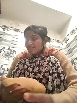 LUCKY cut online show from 02-08-26, 03:59