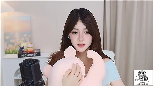 Snapshot of Wow-fairy chatting on 06-28-26, 01:28 Wow-fairy online show from 06-28-26, 01:28