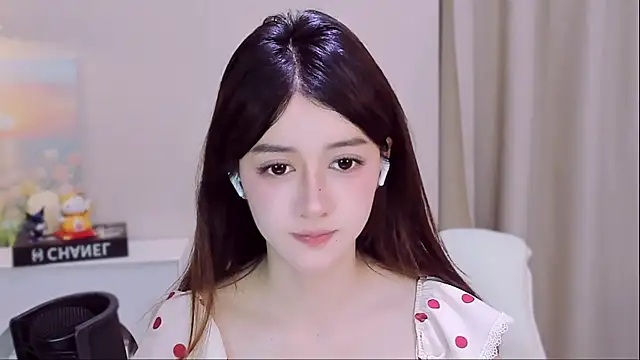 Snapshot of Wow-fairy chatting on 07-05-26, 01:18 Wow-fairy online show from 07-05-26, 01:18