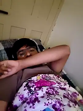 RotundHeadway online show from 11-13-25, 04:44