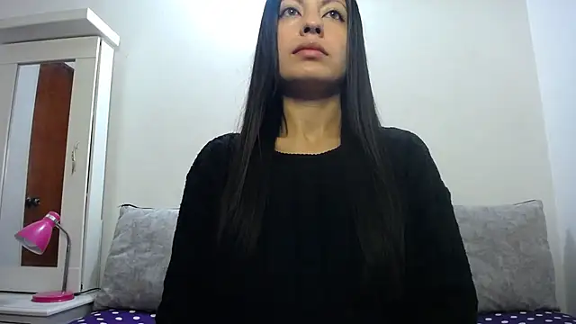 Taylormegan online show from 10-06-25, 03:40