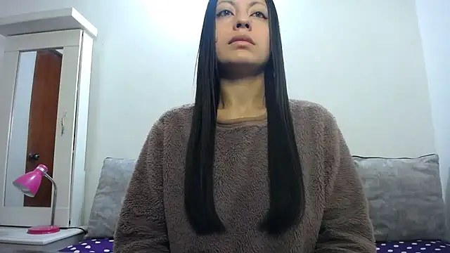 Taylormegan online show from 10-14-25, 03:23