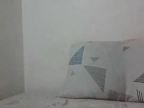 Snapshot of Taylormegan chatting on 06-24-26, 02:32 Taylormegan online show from 06-24-26, 02:32