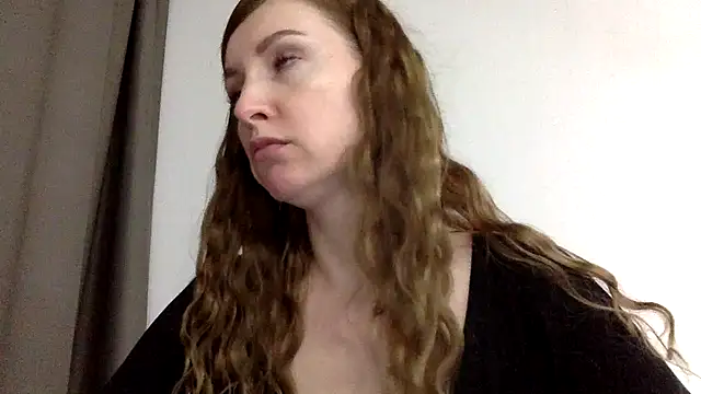 Varnyx online show from 12-21-25, 04:19