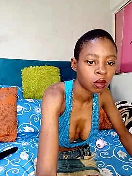 SweetSlenderChoc online show from 04-14-26, 08:08