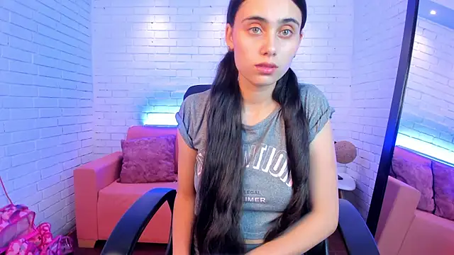 Snapshot of sofiapalacioss chatting on 10-11-25, 03:24 sofiapalacioss online show from 10-11-25, 03:24