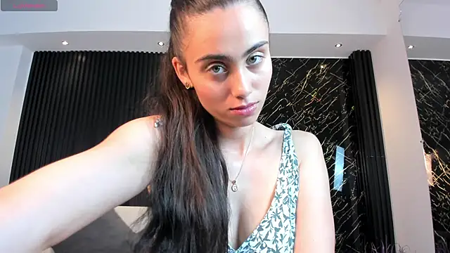 sofiapalacioss online show from 11-07-25, 07:40