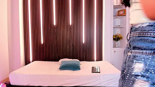 sofiapalacioss online show from 01-09-26, 08:16