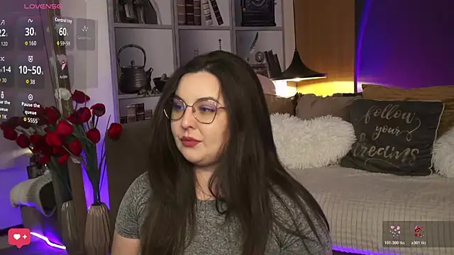 Mia Swano online show from 04-29-26, 02:05