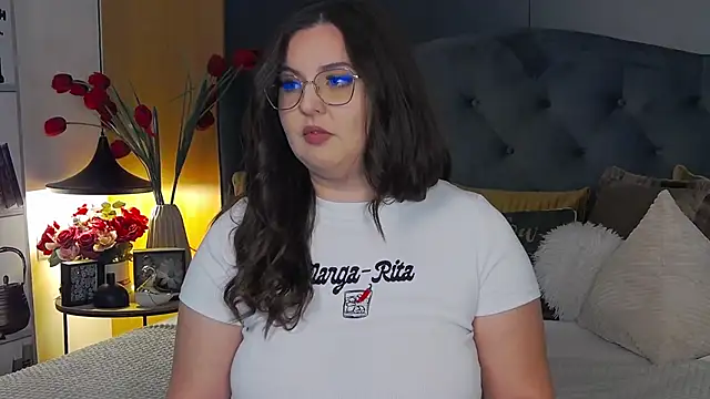 Mia Swano online show from 11-27-25, 12:44