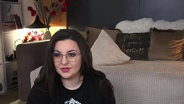 Mia Swano online show from 02-06-26, 12:17