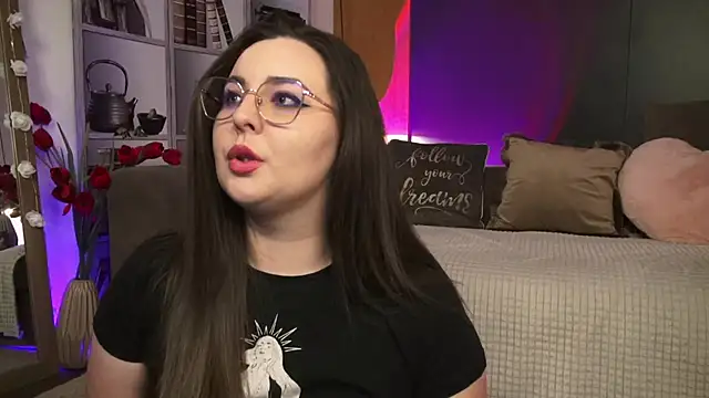 Mia Swano online show from 05-24-26, 01:16